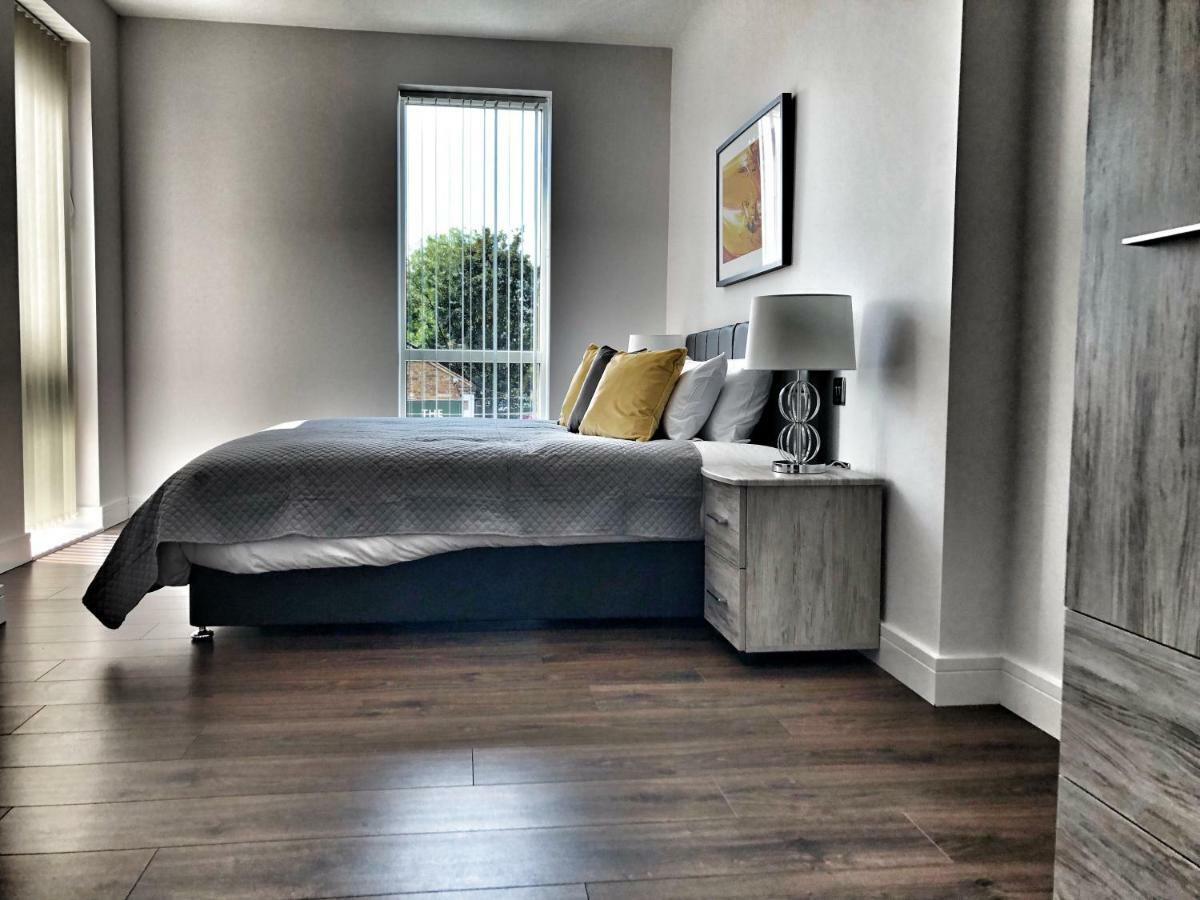 Amazing & Spacious 2 Bed 2 Bath Luxury Apartment With Balcony Free Wifi Sleeps 6 Буши Экстерьер фото